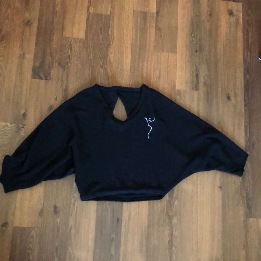 Open back dancer sweater size M
